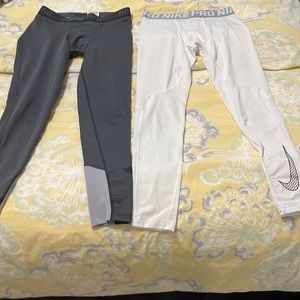 Youth (Boys) Nike Tights- size Large